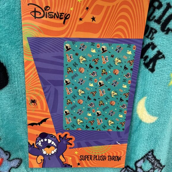 COPY - *TikTok Viral* Stitch Halloween Plush Throw (Disney) 2024 - Picture 1 of 14